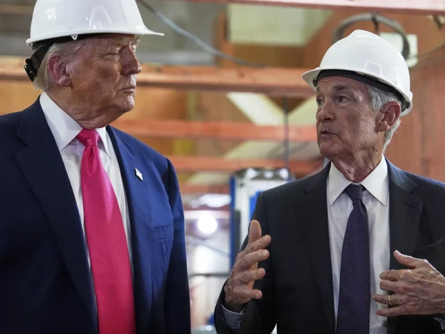 Trump tours Fed construction with Powell in awkward encounter