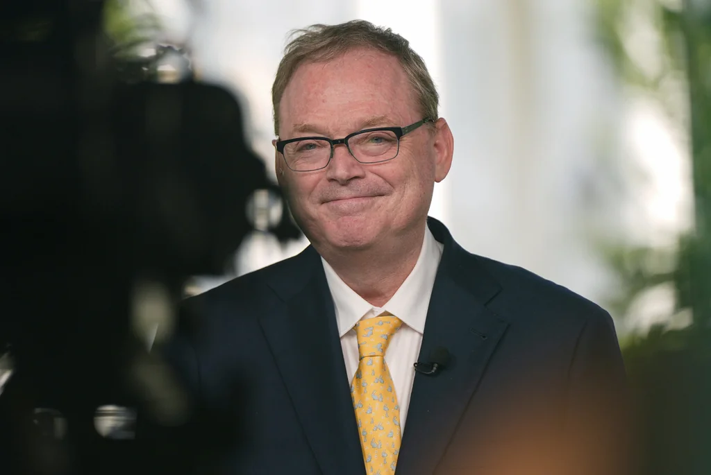 Hassett says Trump has seen ‘sketches of deals’ ahead of Aug. 1 tariff deadline  at george magazine