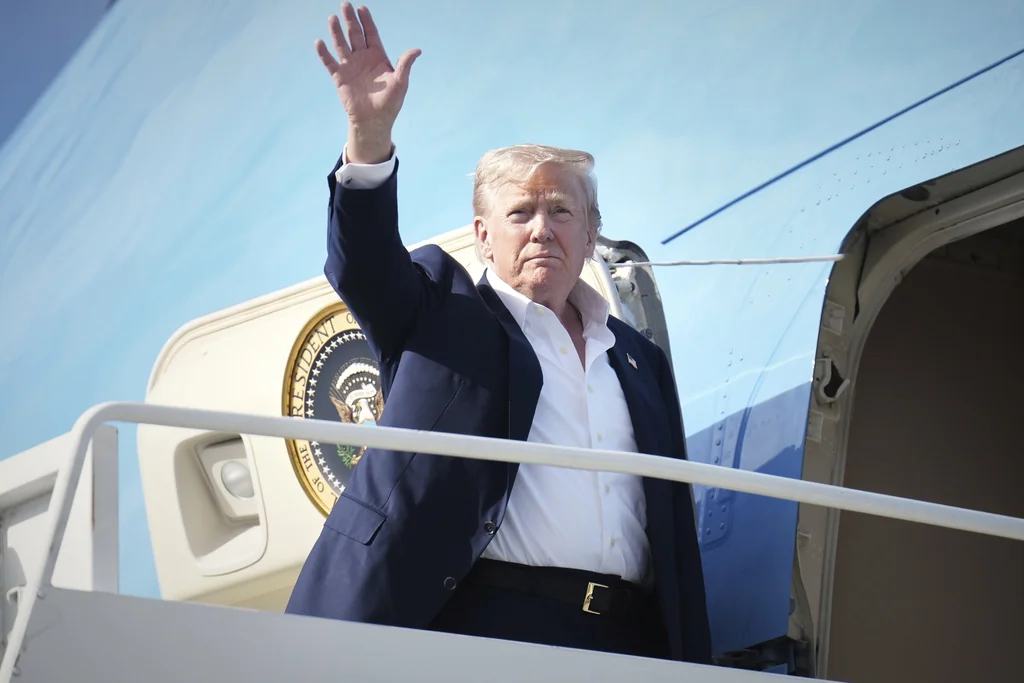 Alcohol industry warns of last call for boozy imports under Trump’s tariffs  at george magazine