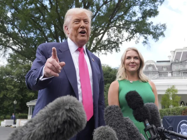 Trump warns Zelensky against striking Moscow directly