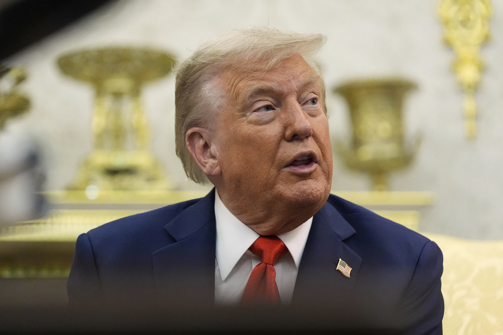WATCH LIVE: Trump holds Cabinet meeting in DC  at george magazine
