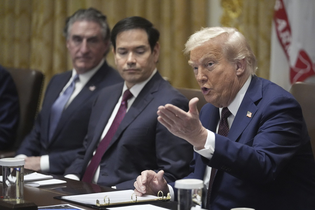 Trump preparing for legal fight over attempt to fire Federal Reserve governor  at george magazine