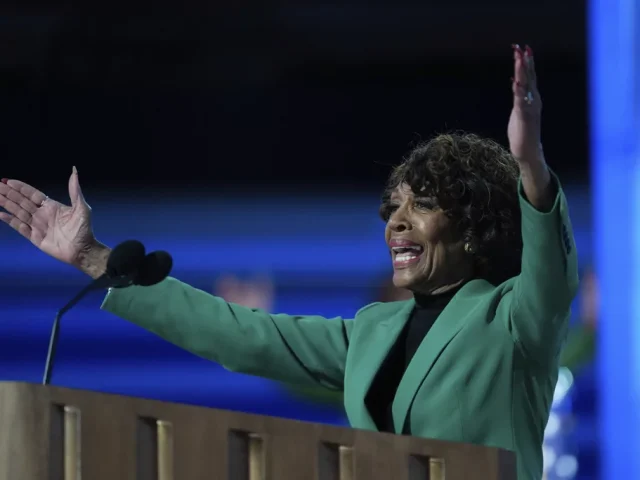 White House and DHS dismiss ‘lunatic’ Maxine Waters’s criticisms