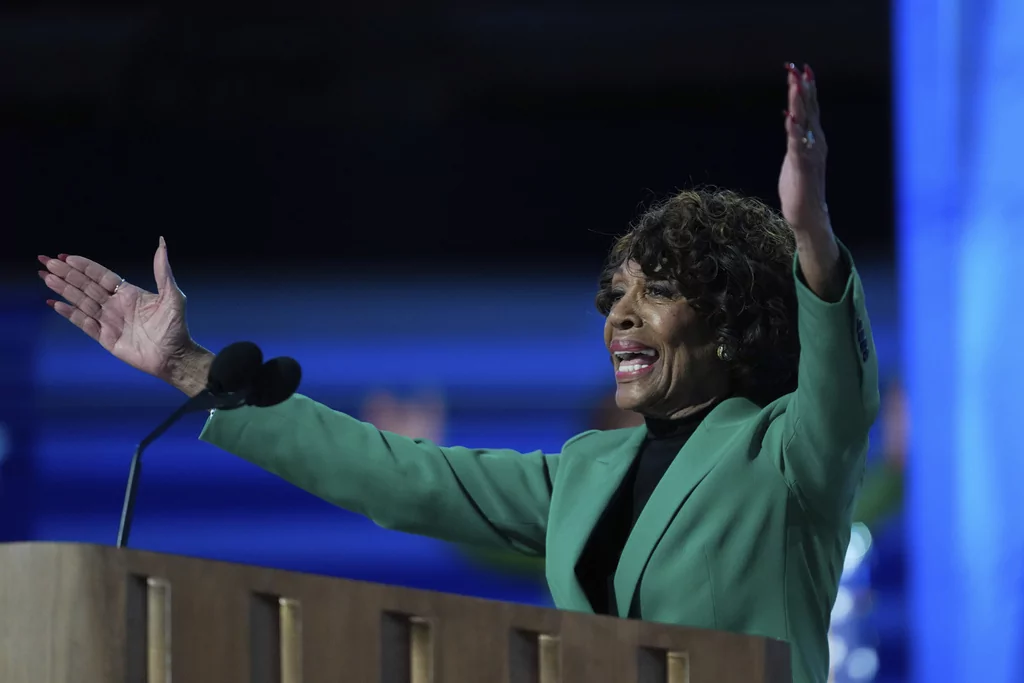White House and DHS dismiss ‘lunatic’ Maxine Waters’s criticisms  at george magazine