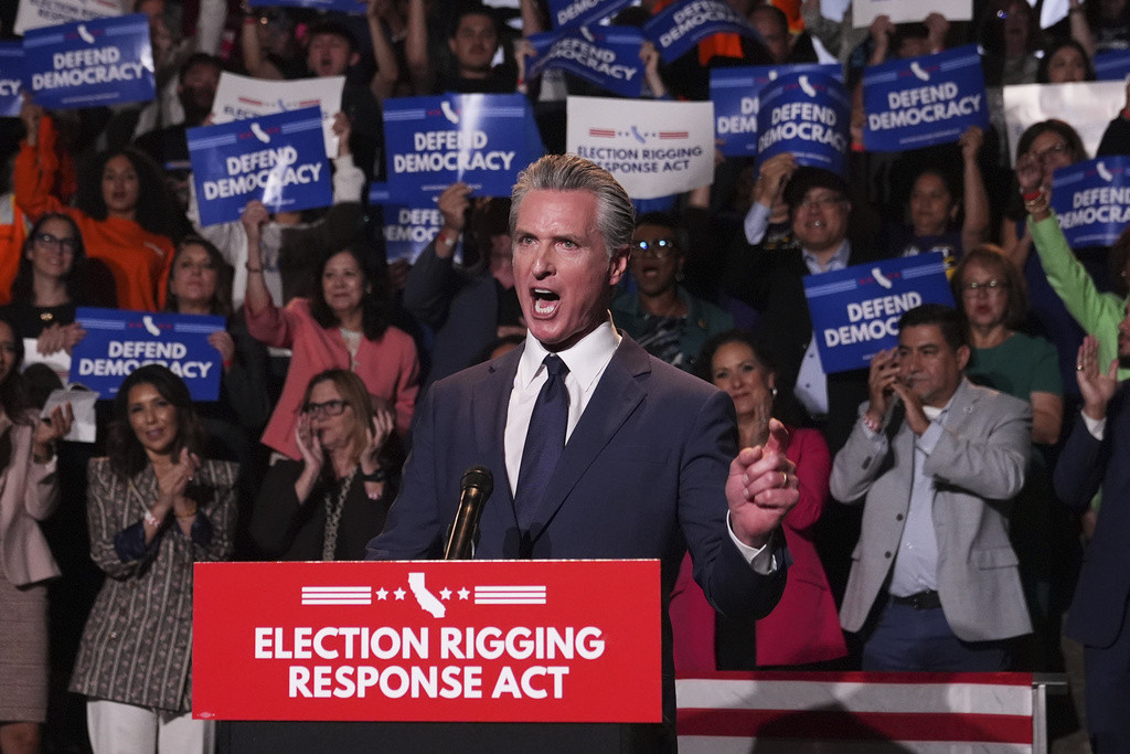 Newsom trolls Trump in all-caps posts, calling him ‘tiny hands’ and ‘low IQ’  at george magazine