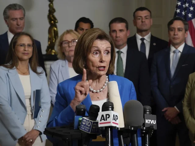 Ex-Capitol police chief slams Pelosi, says she rejected National Guard help Jan. 6