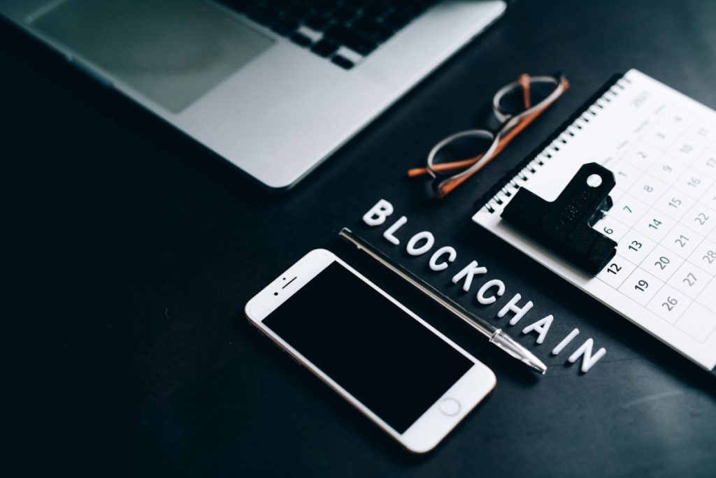 Understanding Blockchain: From Banking Disruption to Privacy Tech  at george magazine