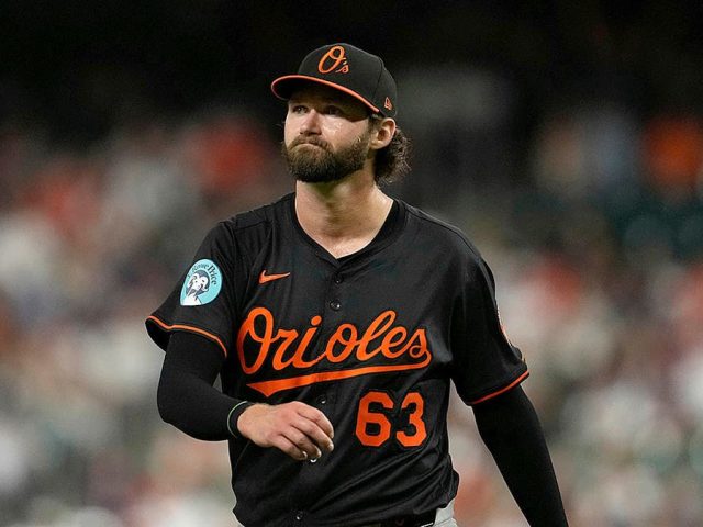 Orioles rookie pitcher loses perfect game bid in brutal fashion with just four outs remaining