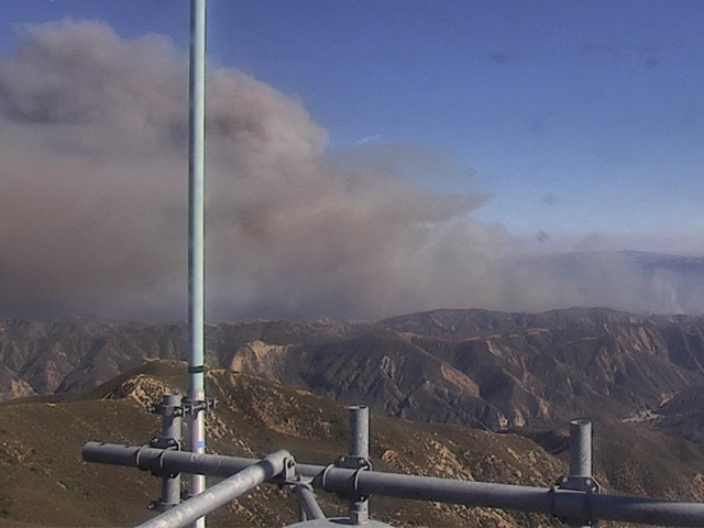 Southern California wildfire grows from 50 acres to over 1,000 acres in just hours