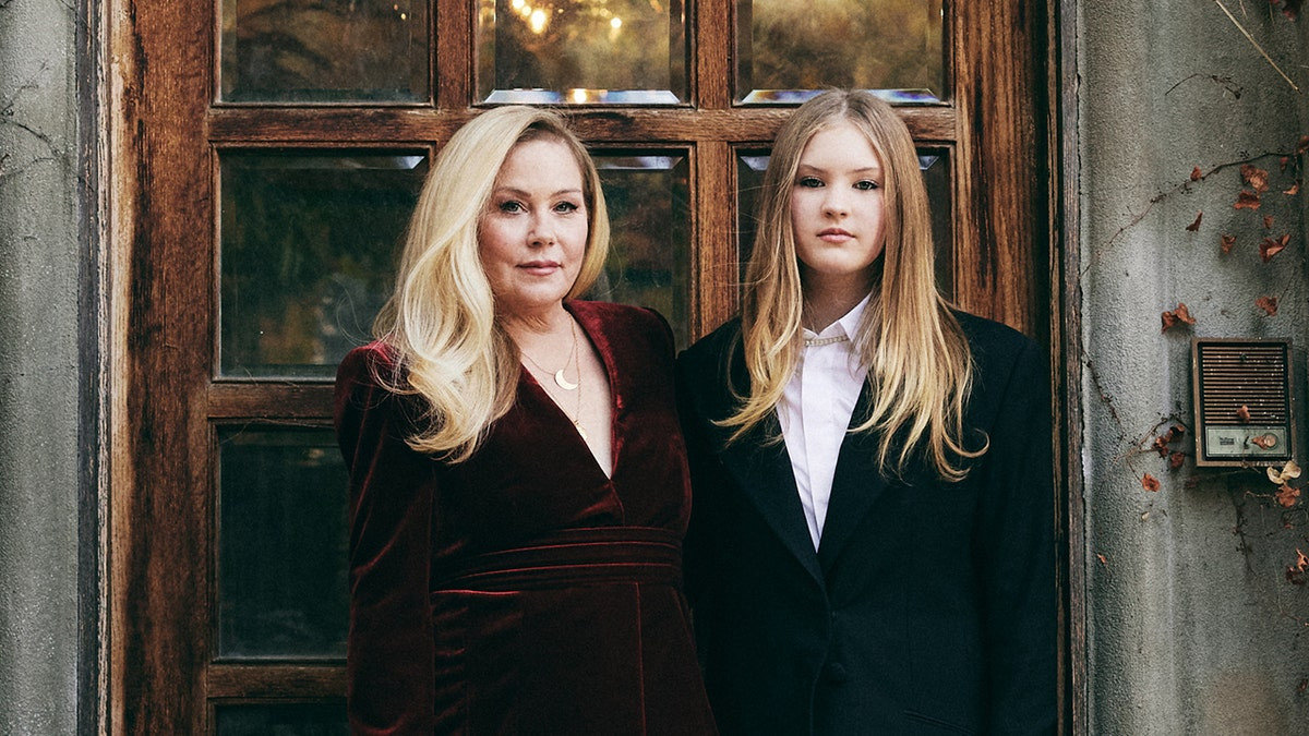 Christina Applegate says MS diagnosis has 'broken' her 14-year-old daughter  at george magazine