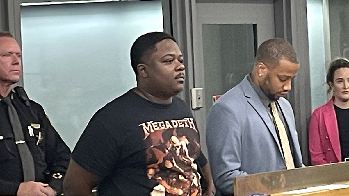 Cincinnati felon with 22 prior arrests indicted for allegedly snatching victim's chain during viral beatdown  at george magazine