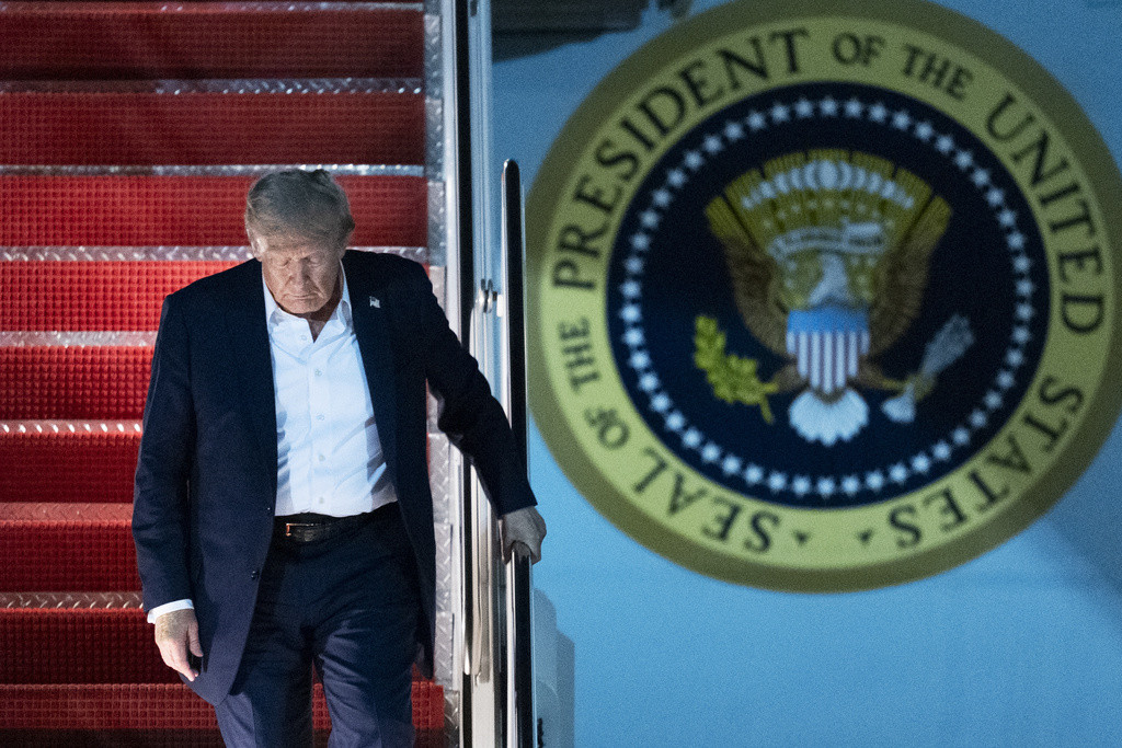 Trump promises executive order to ‘get rid of’ mail-in ballots and voting machines  at george magazine