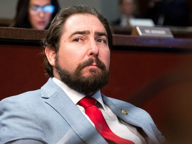 Former Navy SEAL Rep. Eli Crane fires off message for ex-President Obama: ‘Probably best to sit this one out’