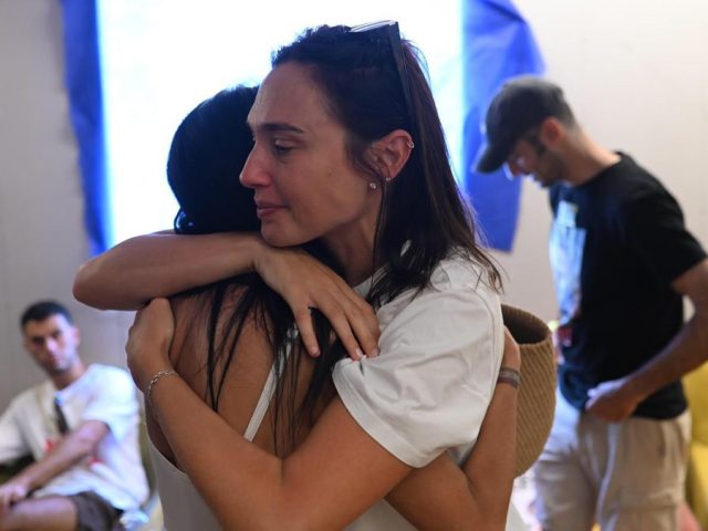 Gal Gadot joins hostage families in Israel amid nationwide movement to end Gaza war