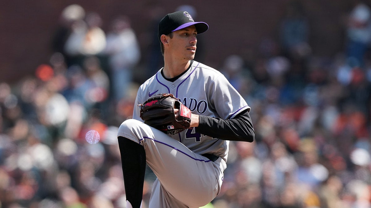 Rockies pitcher Jimmy Herget's postgame shirt sends playful message: 'My arm hurts'  at george magazine