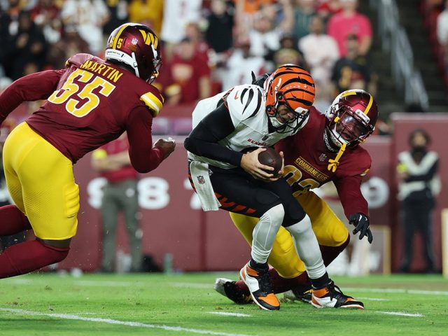 Joe Burrow’s risky hits during Bengals’ preseason game gets football fans worried
