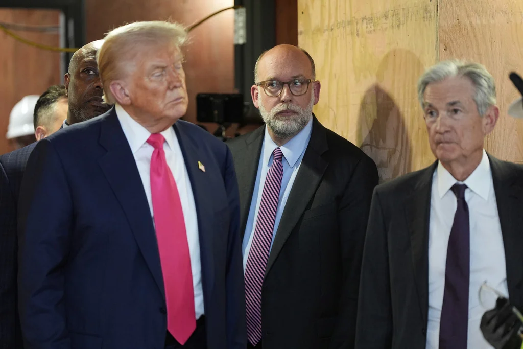 Trump weighing lawsuit against Powell over Fed building renovation  at george magazine