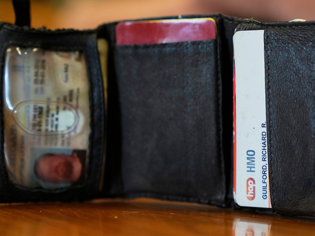 Mechanic finds Ford assembly worker’s lost wallet in vehicle hood from 11 years ago