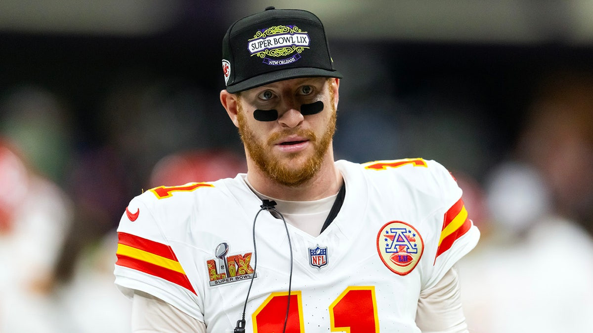 Carson Wentz cuts deal with Minnesota Vikings  at george magazine