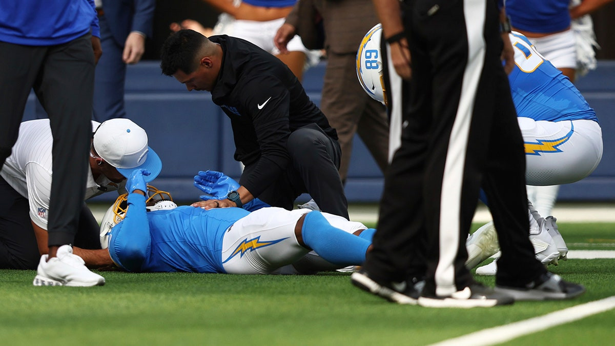 Chargers' Quentin Johnston suffers concussion on hard hit from Rams defensive back  at george magazine