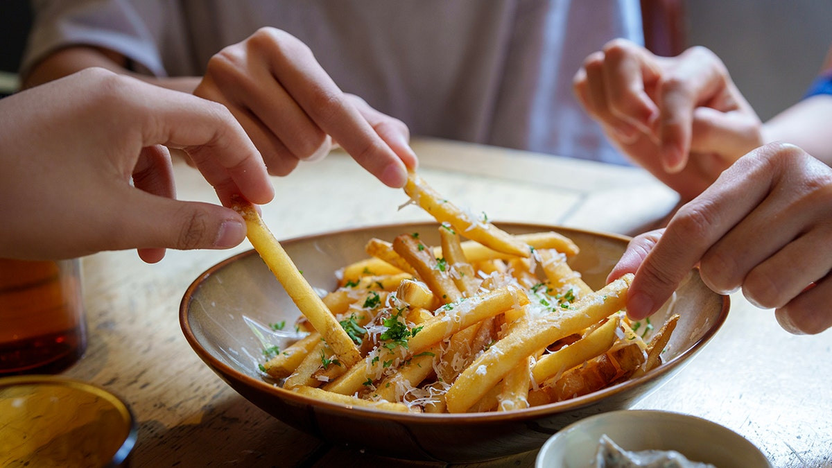 French fries tied to diabetes risk, but not all potatoes 'created equal,' study finds  at george magazine