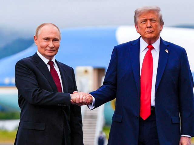 European ‘coalition of the willing’ forms united front as Trump pushes Putin-Zelenskyy summit