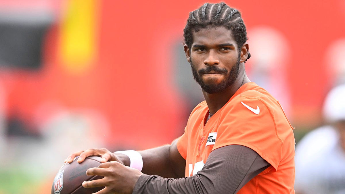 Shedeur Sanders stuns sports world in first preseason game after controversial start to NFL career  at george magazine