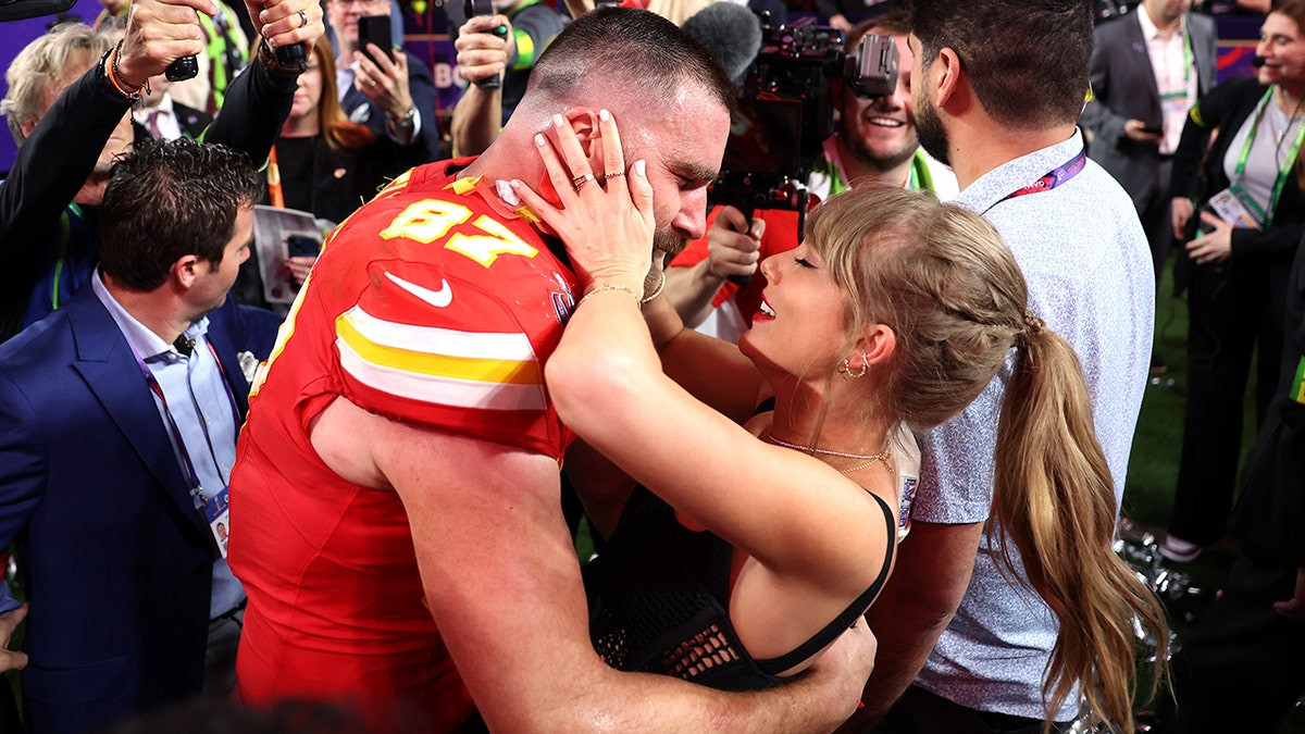 Taylor Swift and Travis Kelce’s wedding party: Celebrities who could make the cut  at george magazine