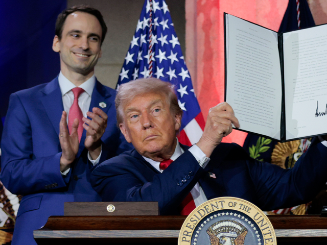 Trump admin unveils groundbreaking tool ‘supercharging’ gov’t efficiency to ‘win the race’ for AI dominance