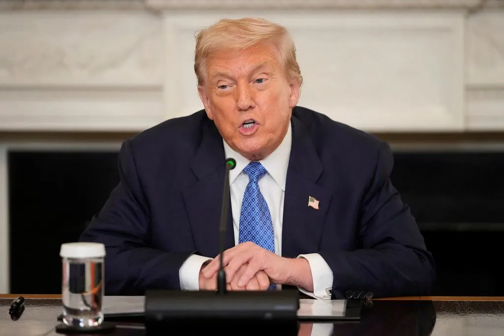 Trump teases Monday press conference that will ‘stop violent crime’ in DC  at george magazine