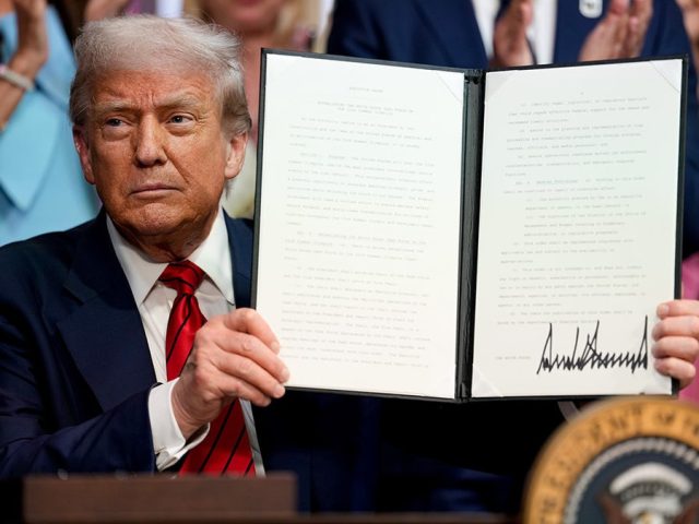 Biden-nominated judge slaps nationwide injunction on Trump birthright citizenship order