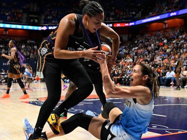 Sky, Sun players get into intense tussle during WNBA game, leads to multiple ejections