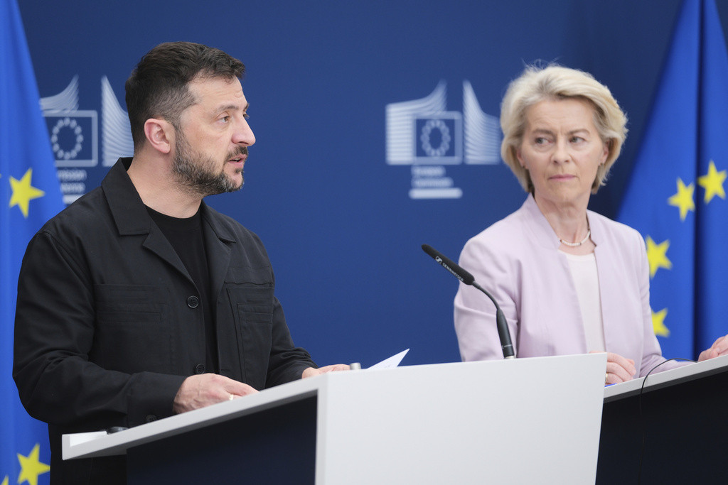WATCH LIVE: European leaders arrive at White House for Trump-Zelensky meeting  at george magazine