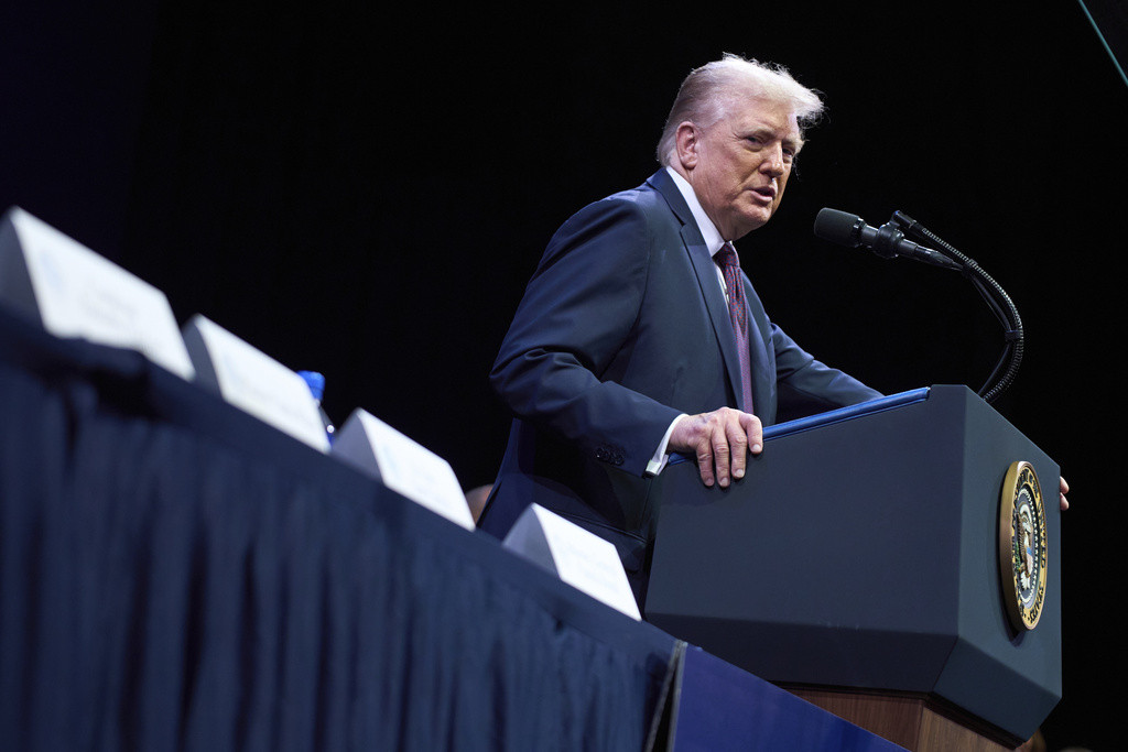 Trump fumes over Israel’s attack on Doha and assures Qatar it won’t happen again  at george magazine