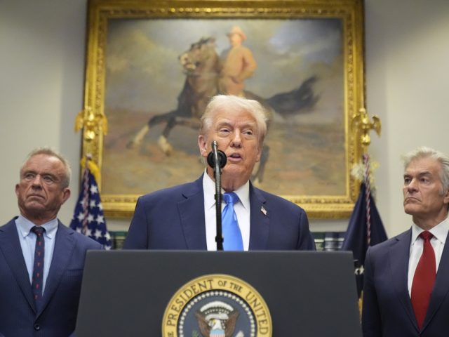 Trump cancels meeting with Jeffries and Schumer as government shutdown looms