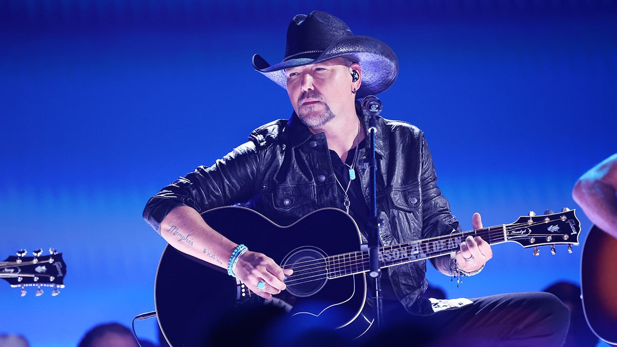 Jason Aldean discloses he suffered breakdown months after deadly 2017 Las Vegas shooting  at george magazine