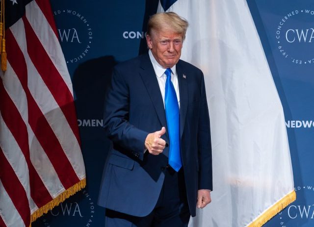 Trump intensifies war with Pritzker as Chicago awaits imminent decision on federal takeover