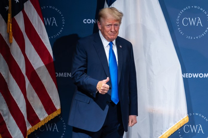 Trump intensifies war with Pritzker as Chicago awaits imminent decision on federal takeover  at george magazine