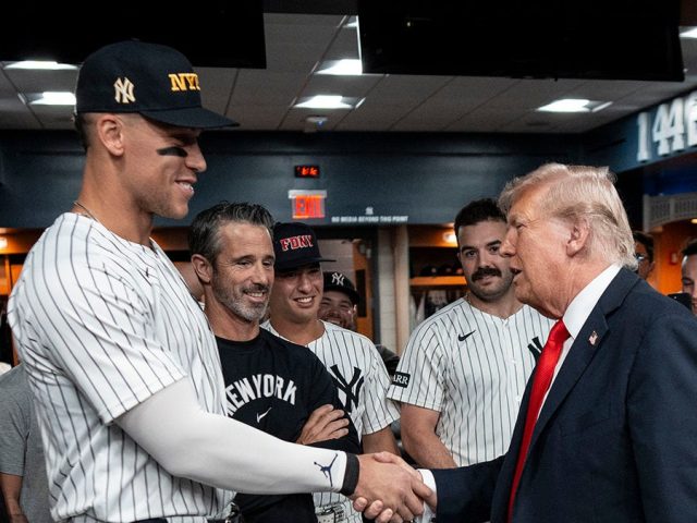 Aaron Judge hits 2 home runs after meeting Trump, who called him a ‘fantastic player’
