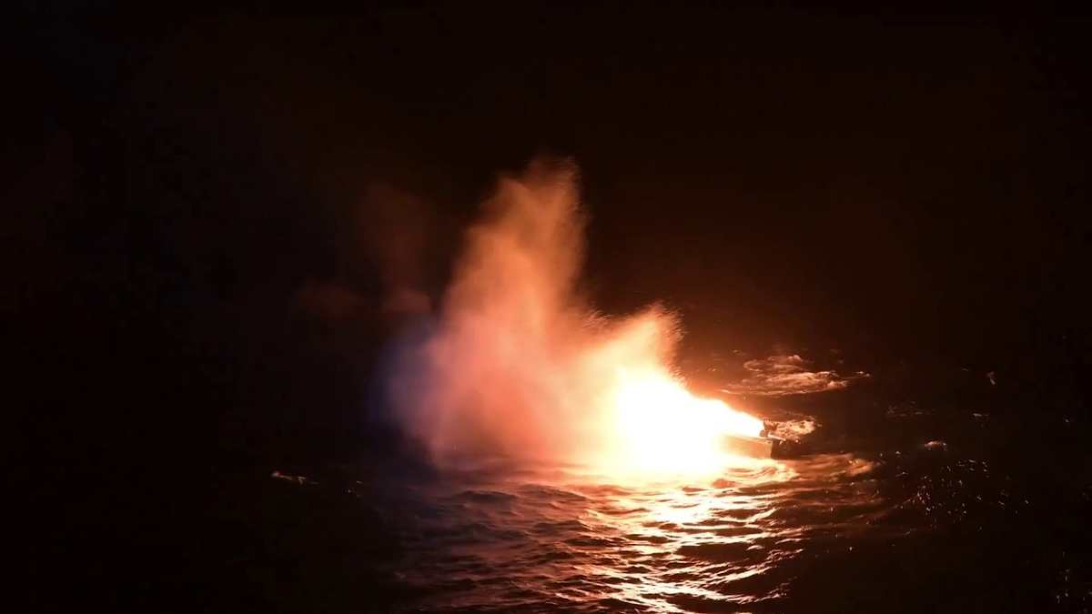 Coast Guard burns, sinks suspected 'drug boat,' apprehends 7 alleged drug smugglers: video  at george magazine