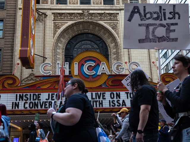 DHS ‘blitzes’ Chicagoland, netting ‘many arrests’ as Noem onsite for immigration crackdown