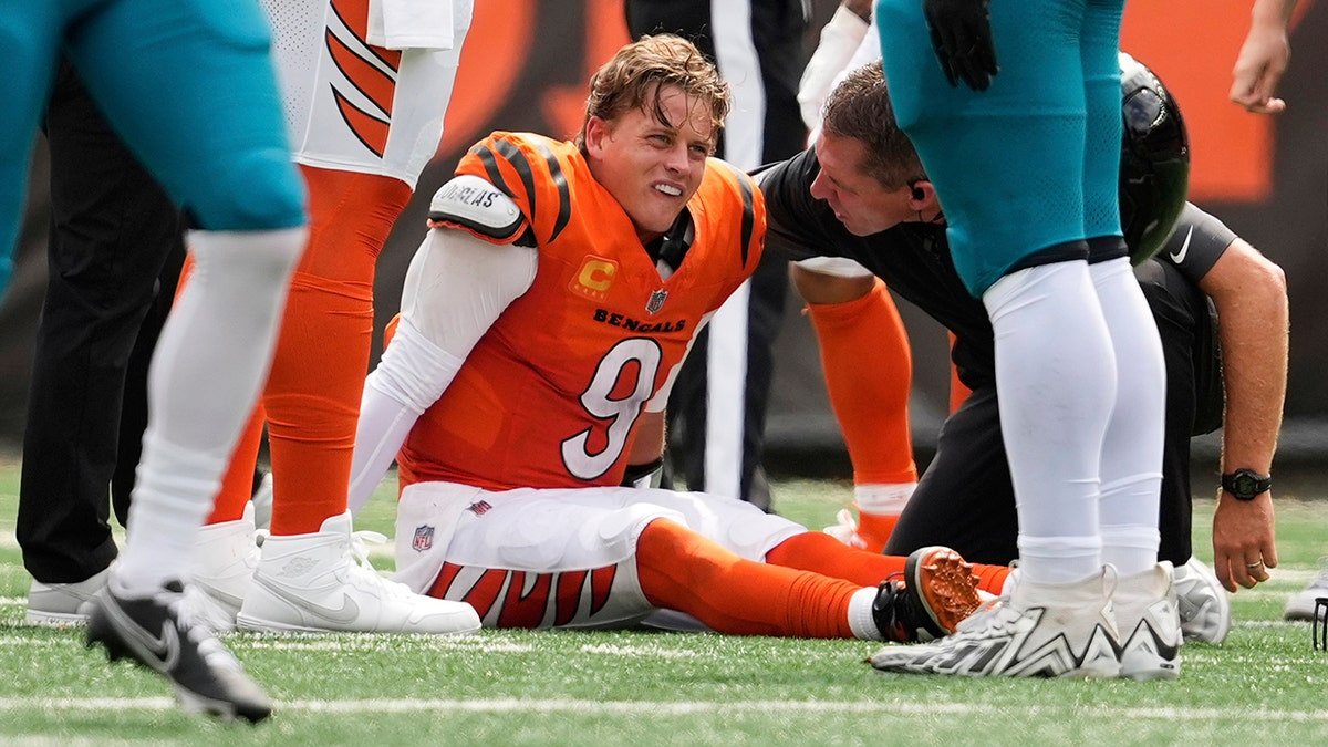 Bengals lose Joe Burrow for 3 months after QB suffers turf toe injury: report  at george magazine