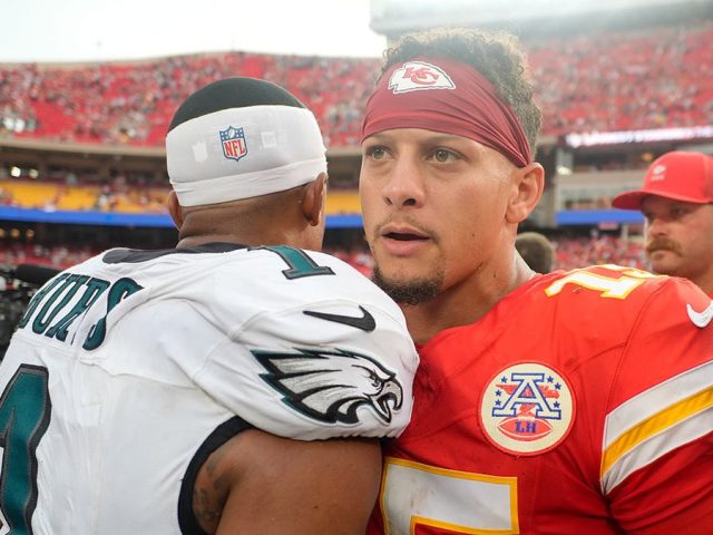 Patrick Mahomes hits career-first milestone no quarterback wants in loss to Eagles
