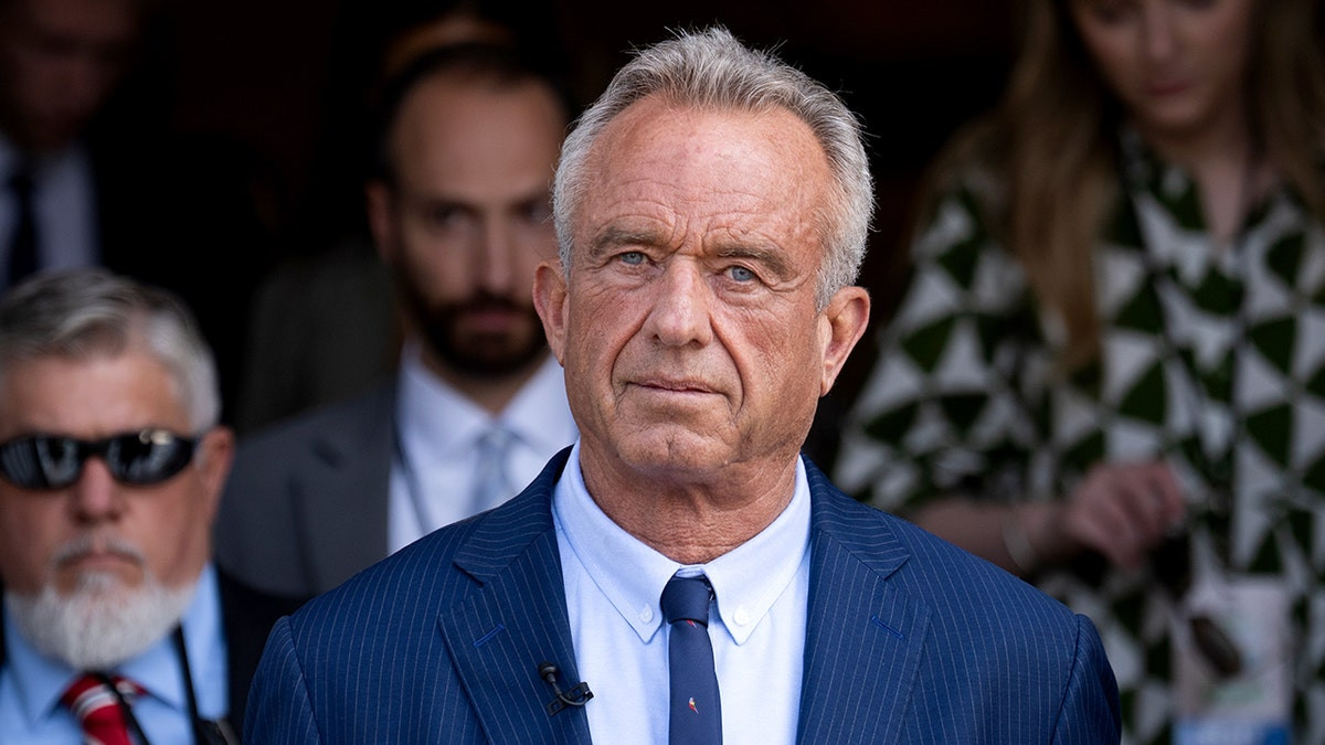 Bernie Sanders calls for RFK Jr. to resign as HHS secretary over vaccine policies: ‘Rally the American people’  at george magazine
