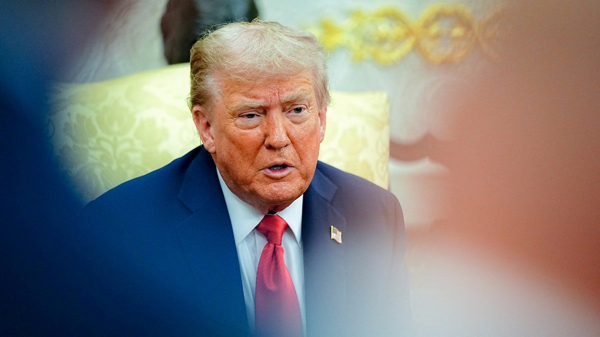 As Trump’s bawdy birthday message to Jeffrey Epstein appears, he still insists he never sent it  at george magazine