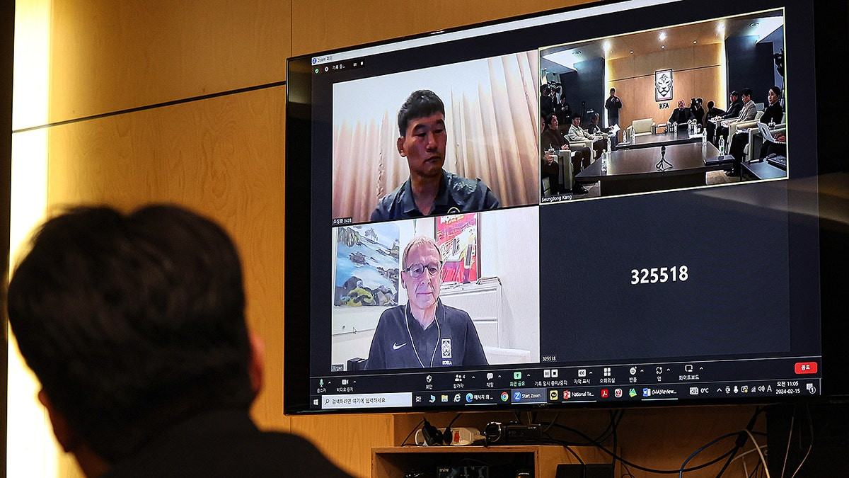 AI meeting notes are recording your private conversations  at george magazine
