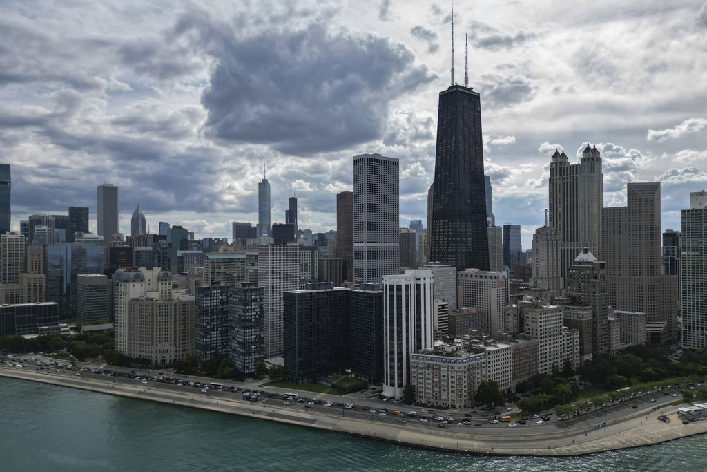 South Side woman: Trump sent ‘love note’ to Chicago Flips Red  at george magazine