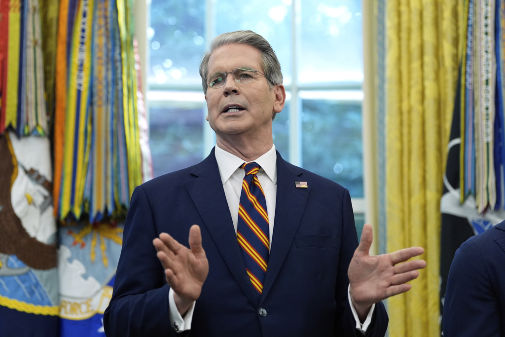 Bessent expects Trump to meet with Xi in South Korea despite trade dispute  at george magazine