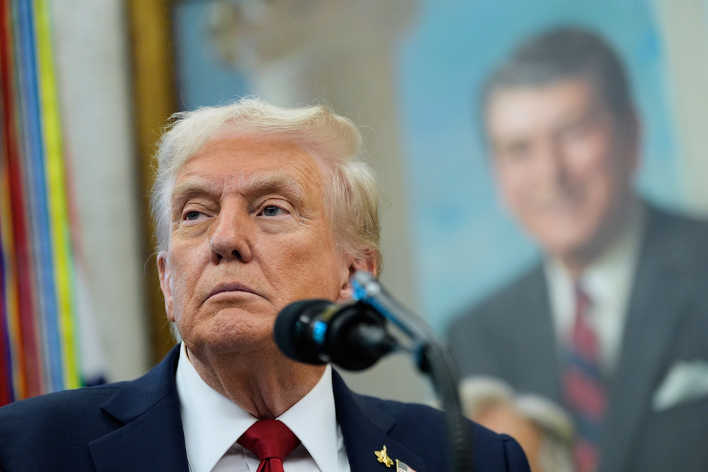 Appeals court rules against Trump in birthright citizenship case  at george magazine