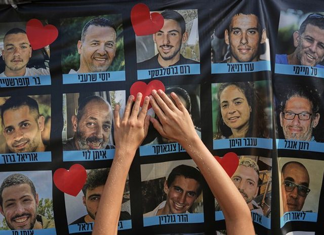 Trump’s hostage-freeing ceasefire plan draws gratitude from Israelis